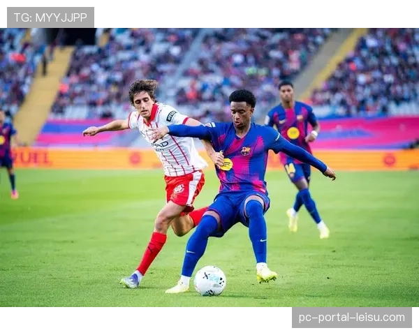 西甲裁判委员会发布四月技术要点，强调将严判定位球攻防中的拉扯动作